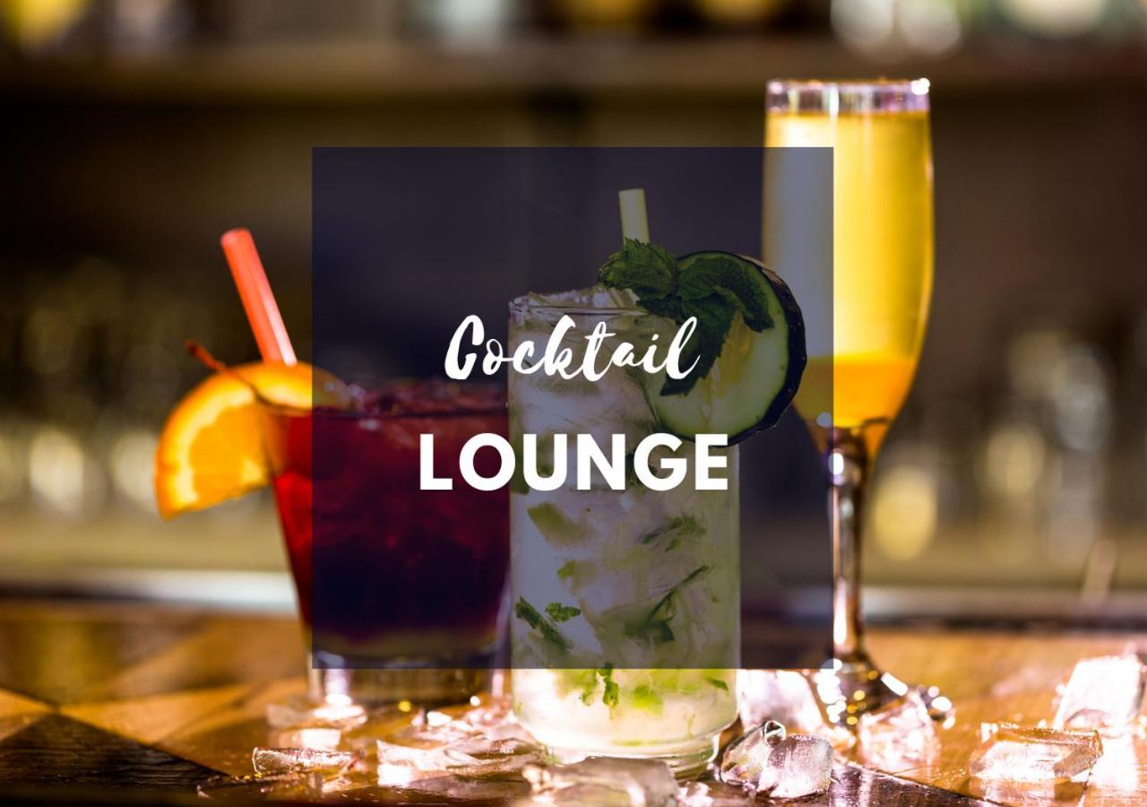 The Crown Inn Кейншам Екстериор снимка